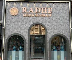 Gold Chain in Nikol at Radhe Gold